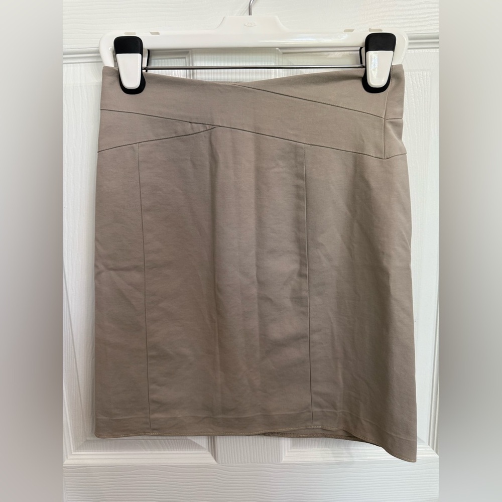 Banana Republic Light Tan Beige Knee-Length Pencil Skirt 4 Criss Cross Waist